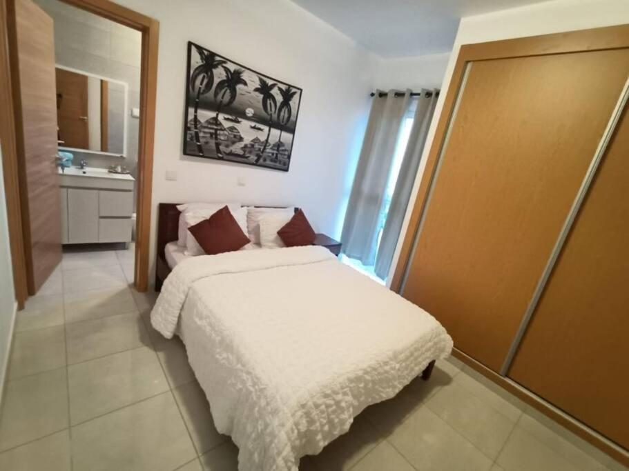 New, Modern, And Cozy 3 Bedroom Apartment. Santa Maria Kültér fotó
